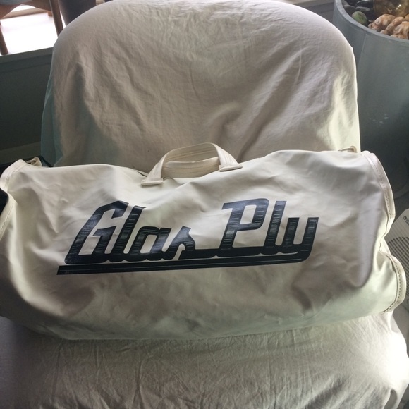 Glas Ply Other - Glas Ply Duffel Bag 25 x 12“ white heavy vinyl